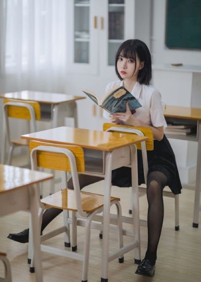 三年中文在线观看免费版英语