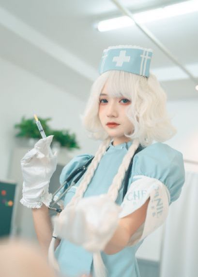 只摸一分钟也
