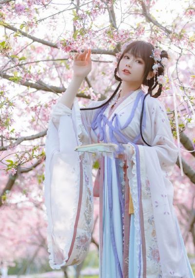 年轻的媳妇儿