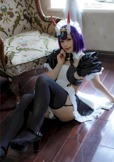 年轻的女教师2在线